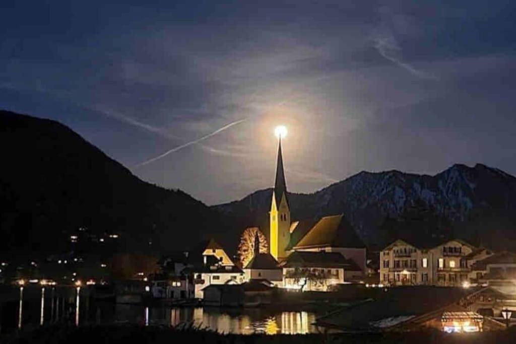 See- Und Bergblick In Bestlage Am Tegernsee Dış mekan fotoğraf